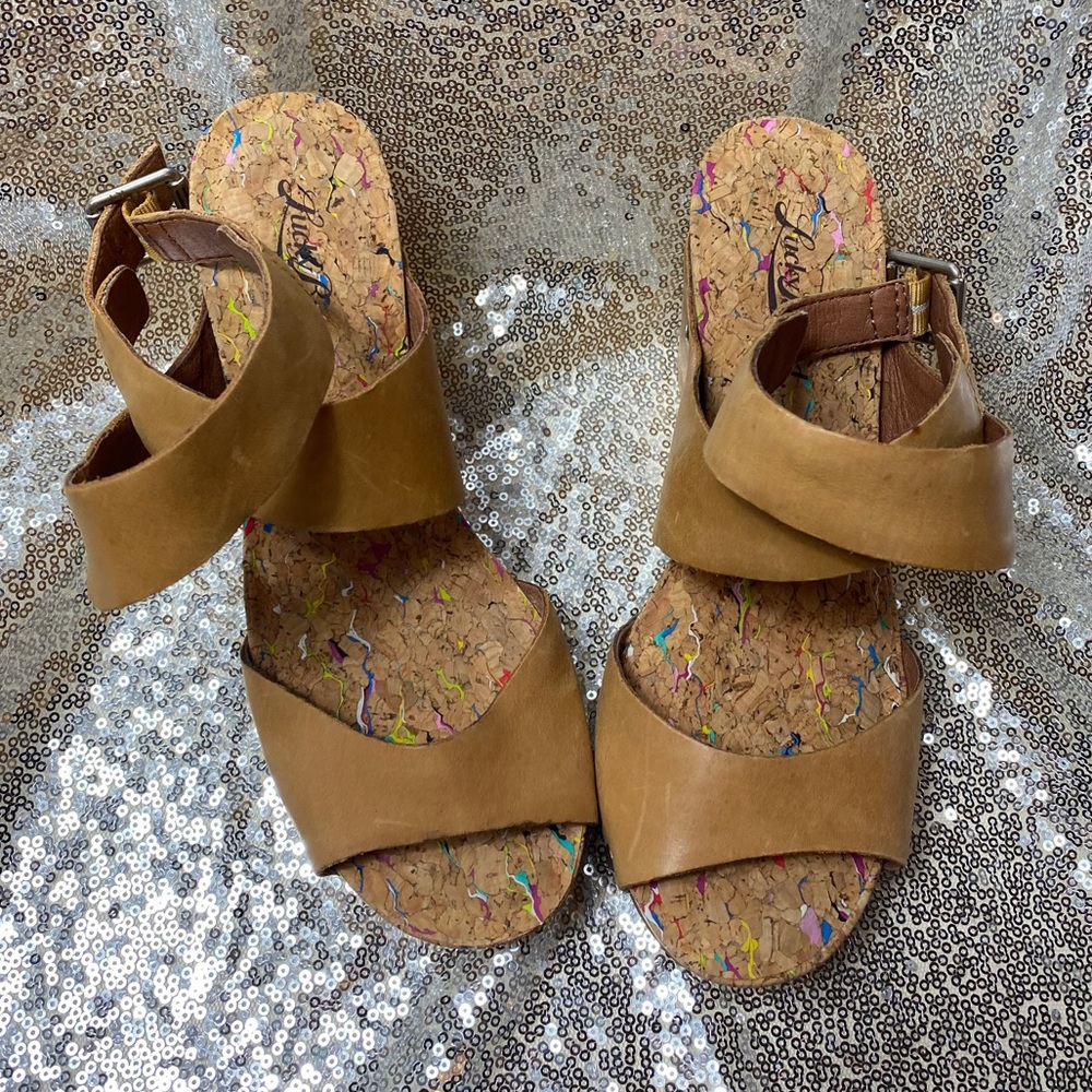 Lucky brand wedges, height 3 1/2 inches.